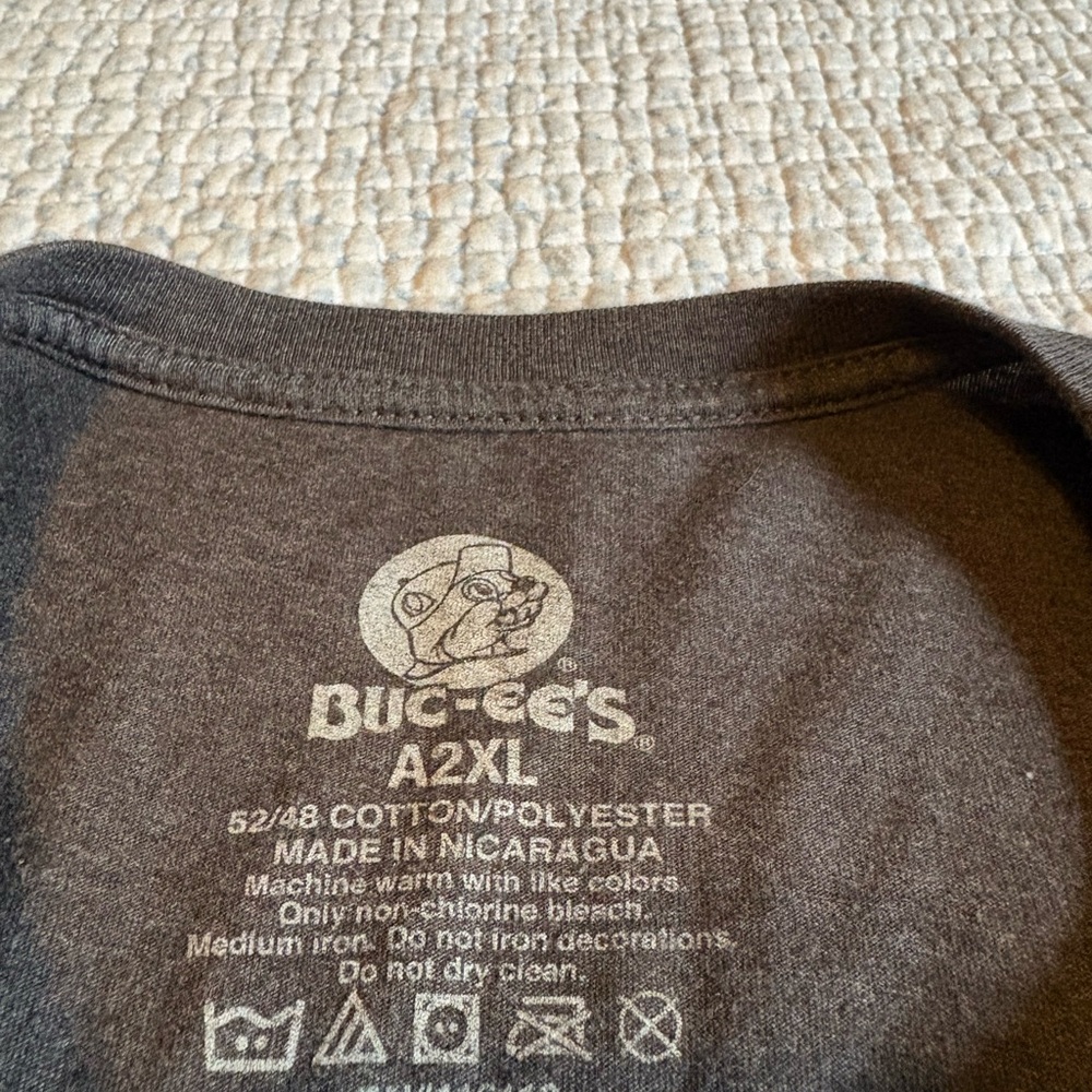 Buc-ees Adult 2XL Texas Tennessee - Picture 5 of 6